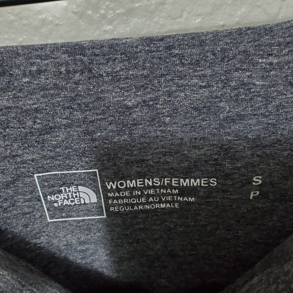 The North Face Motivation Hi-Rise Pocket 7/8 Tight Gray leggings - Picture 4 of 11